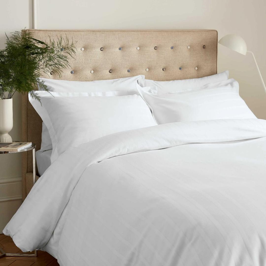 Bedeck of Belfast Fine Linens Moto Duvet Cover Set - White