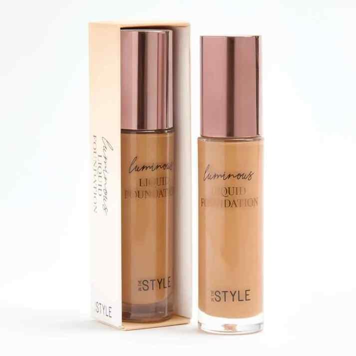 In The Style Luminous Liquid Foundation Truffle
