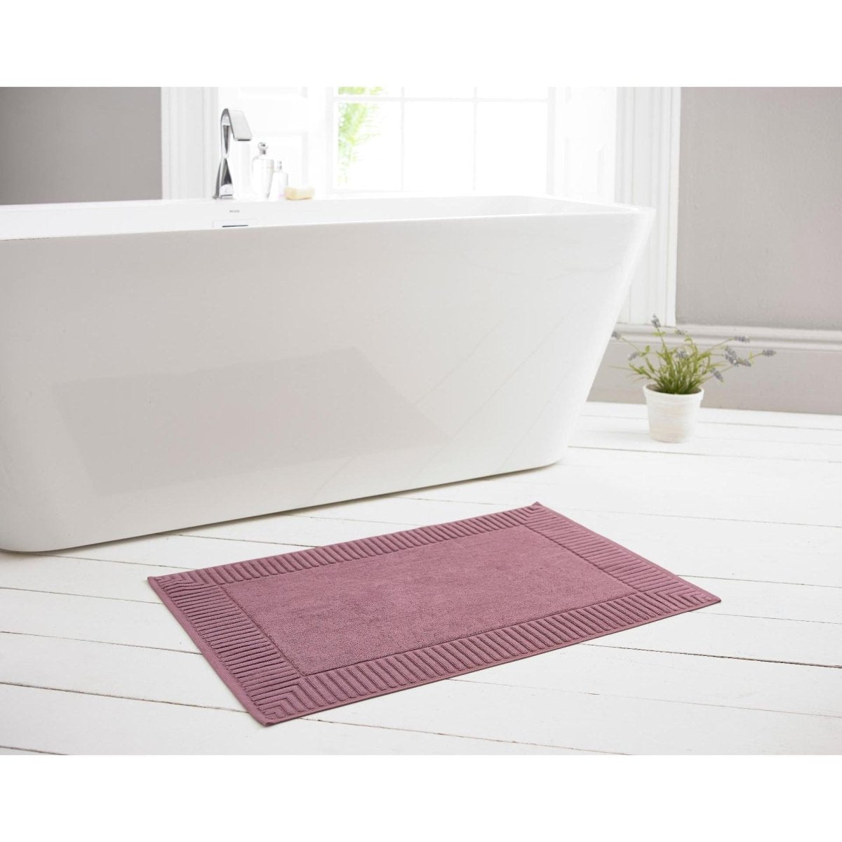 Deyongs Bliss Pima Bath Mat - Grape
