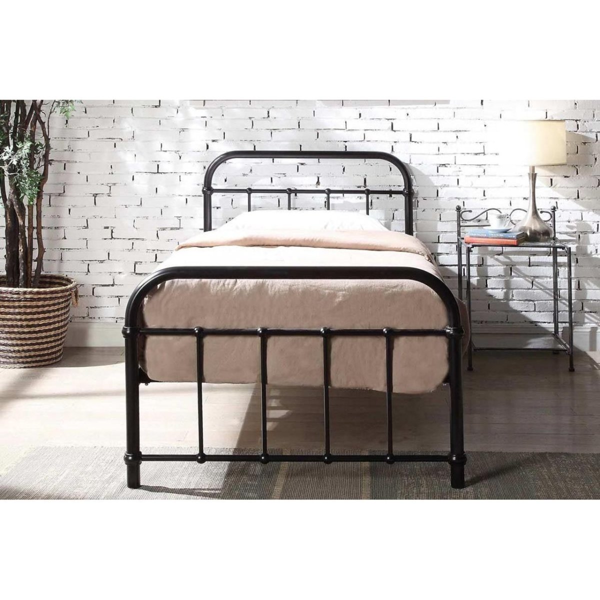 Henley Black Victorian Metal Bed