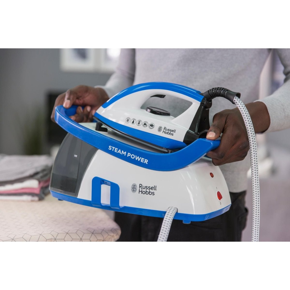 24430 Russell Hobbs Power95 Steam Gen Iron 2600w 1.3L