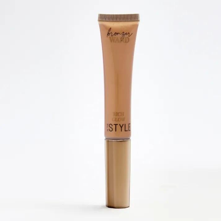 In The Style Bronzer Wand Rich Glow