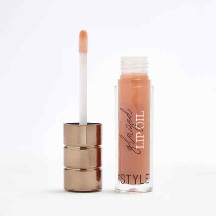 In The Style Lip Oil Hot Sand