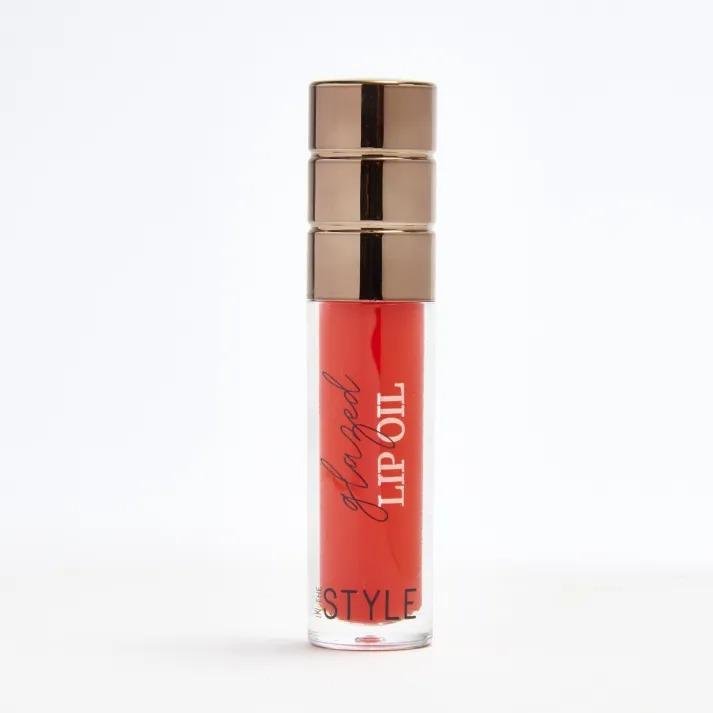 In The Style Lip Oil Strawberry Sundae