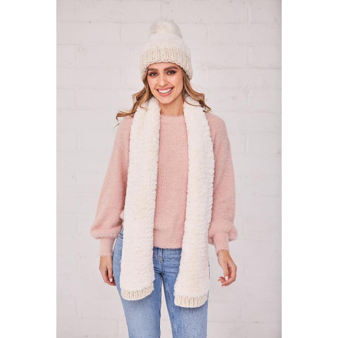 Something Special Gifts Super Fluffy Cable Hat & Scarf Set - Cream